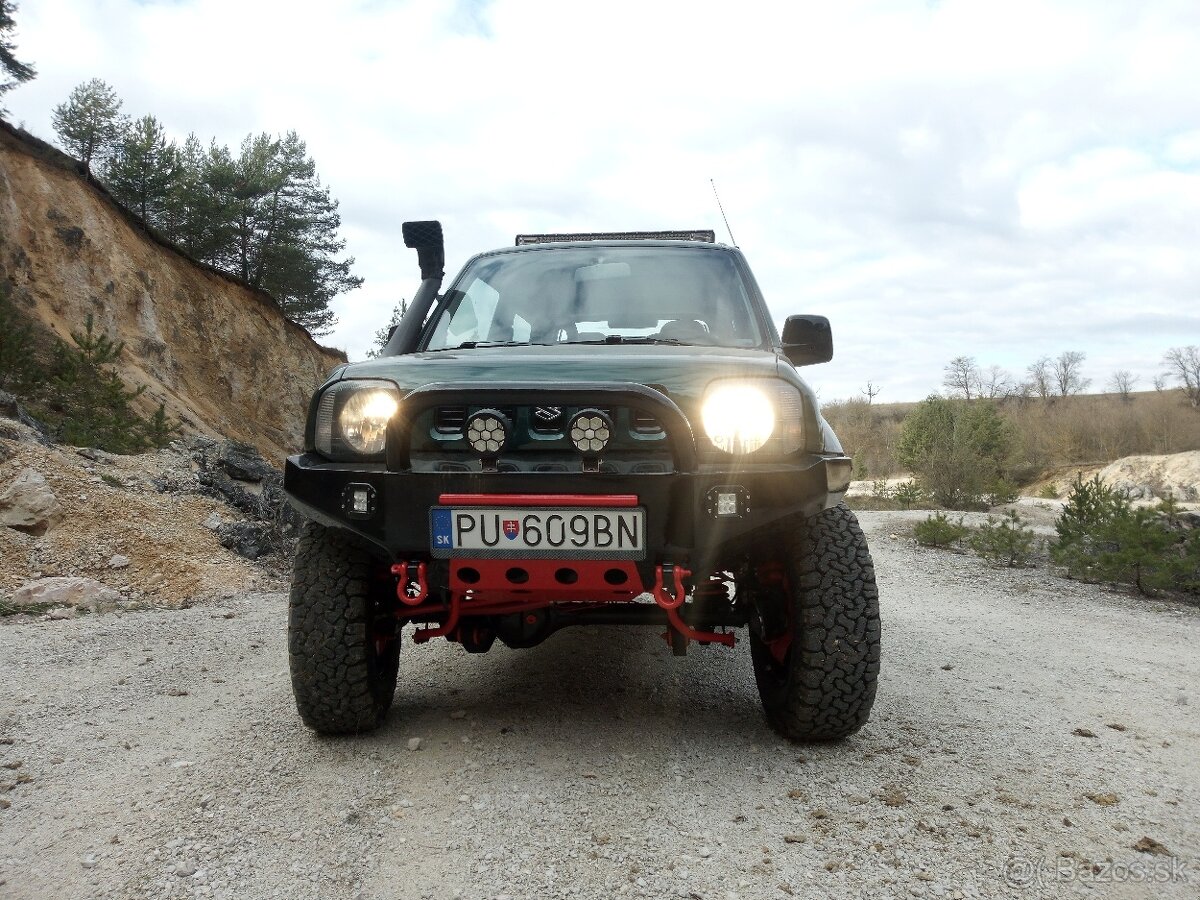 Predám Suzuki Jimny 1,3 po komplet GO