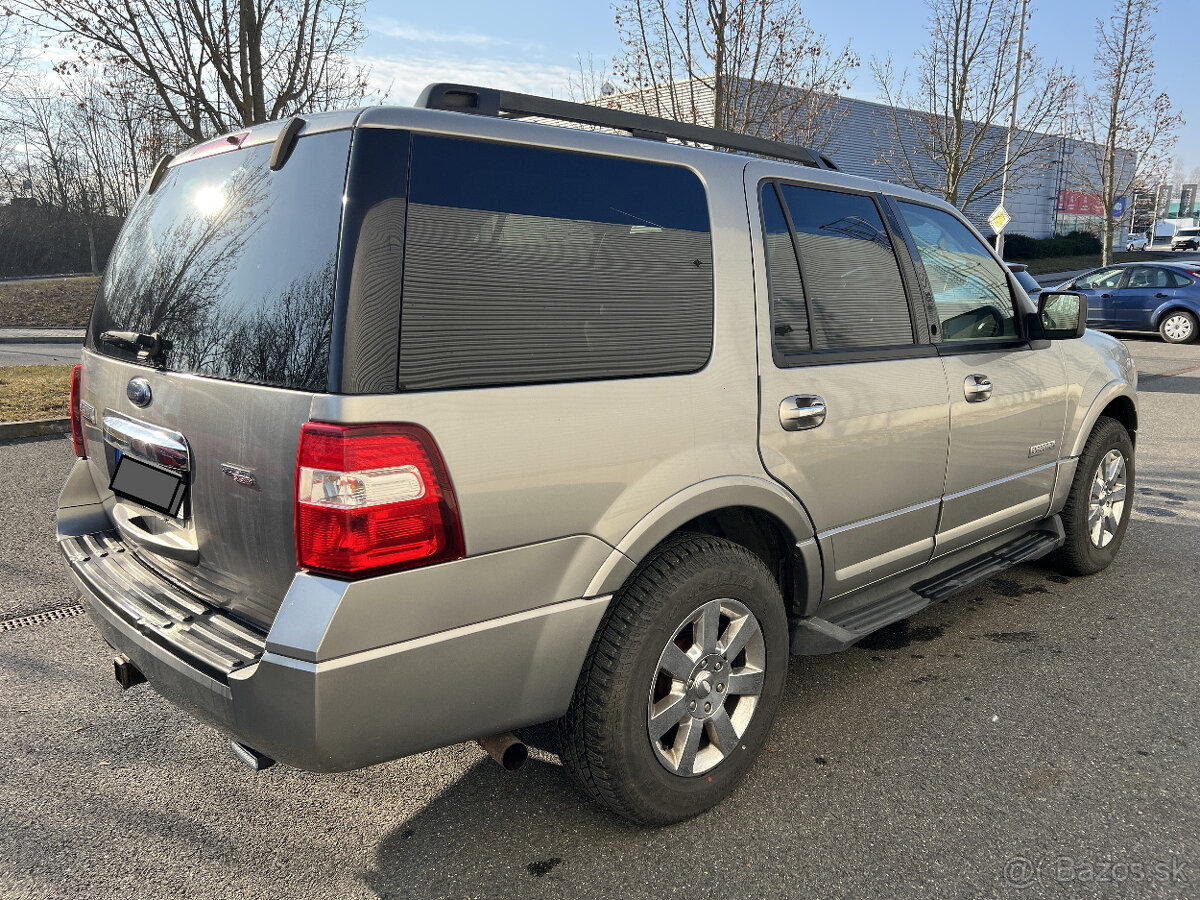 Ford Expedition XLT 5.4 V8, 4x4, 1.majitel, 67 000 km