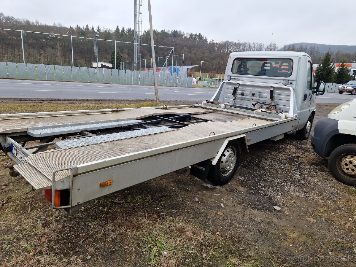 Predám Peugeot Boxer 2.8 HDI 94 KW ALGEMA...odtahovka