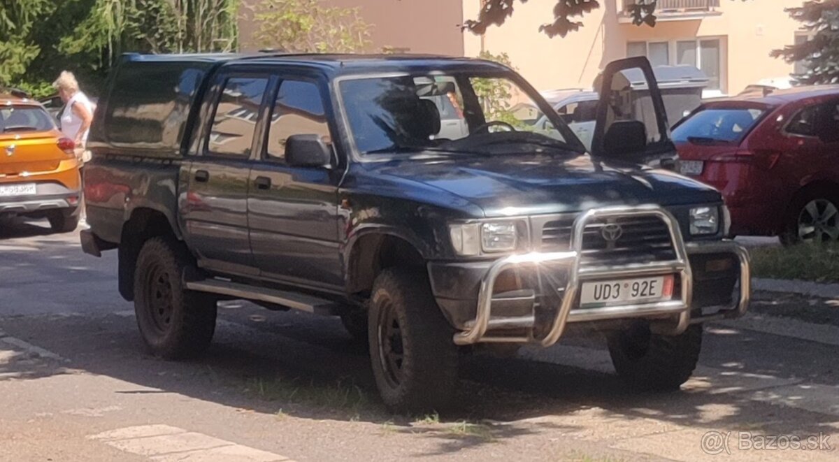 Predný ochranný rám Toyota Hilux