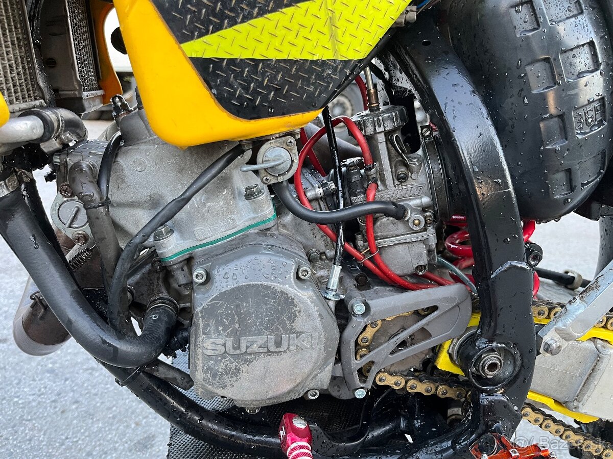 Suzuki RM 125