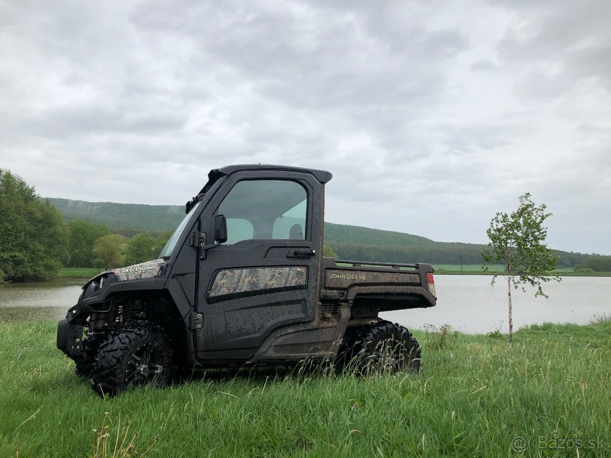 John Deere Gator XUV 835M HVAC