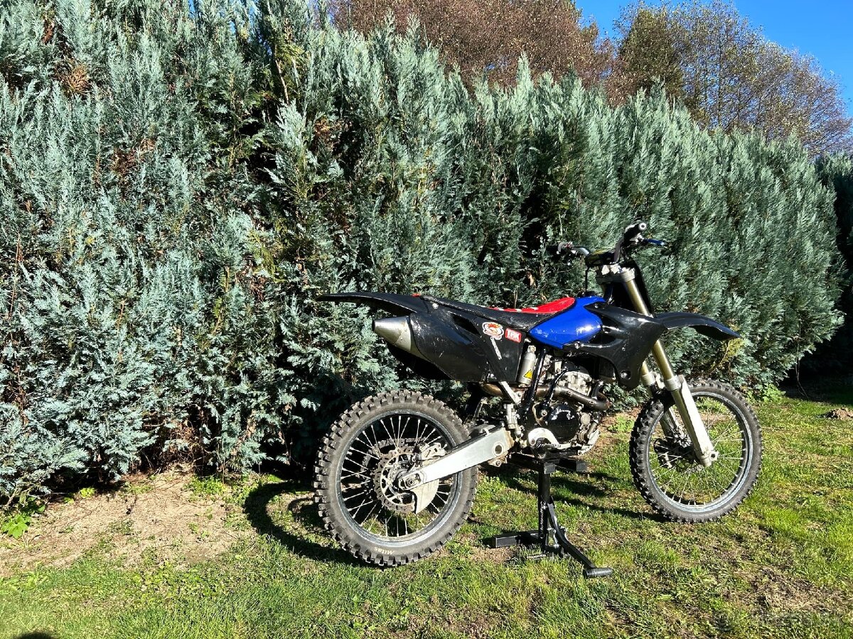 Yamaha yzf 250