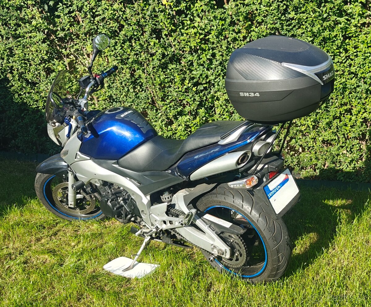 Predám motorku Suzuki GSR 600