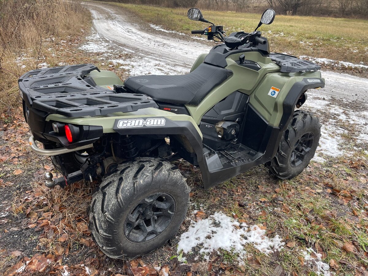 can am outlander max ,4x4,špz