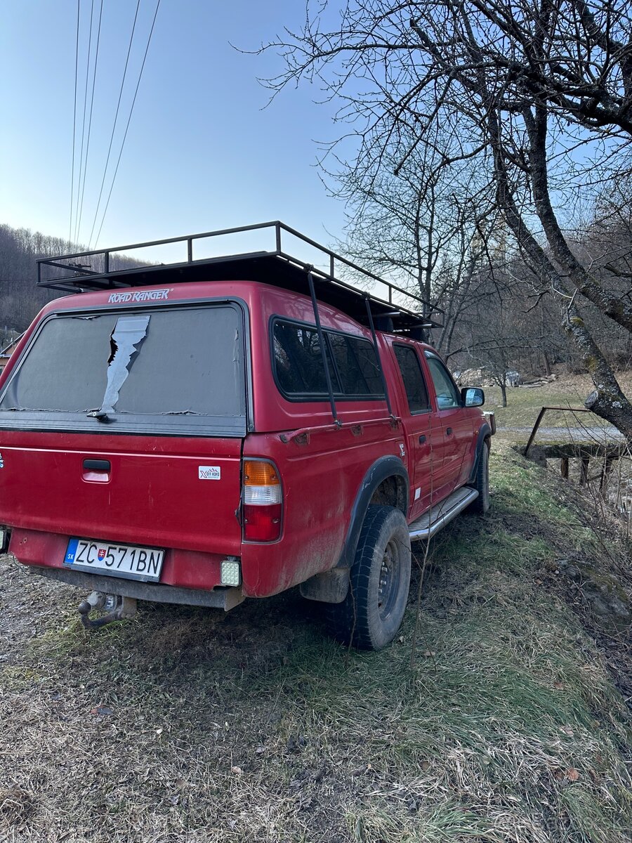 Mazda b2500