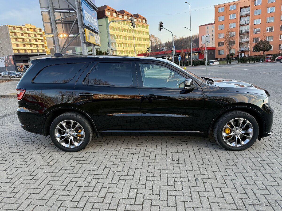 DODGE DURANGO R/T 5.7 V8 HEMI—2019—7 mist—93.000km