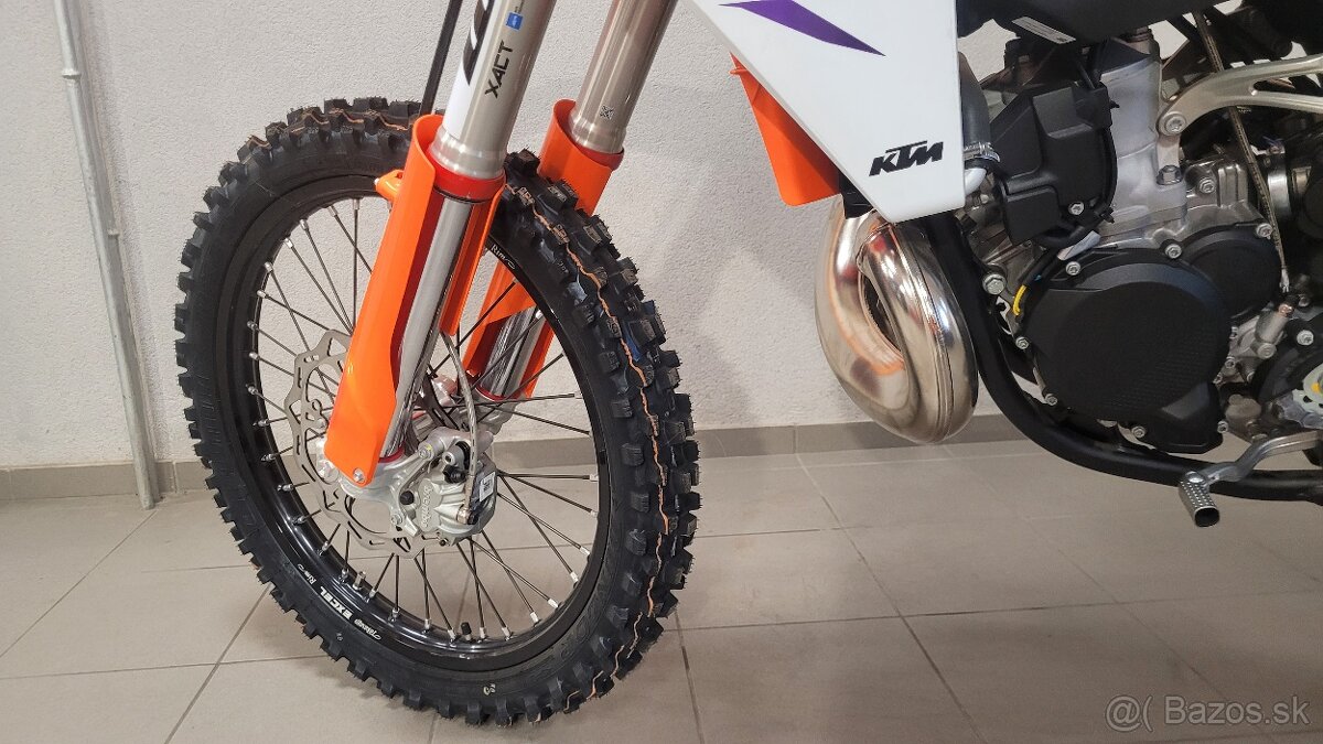 KTM 300 SX 2023 za 7277 chcete ho ?