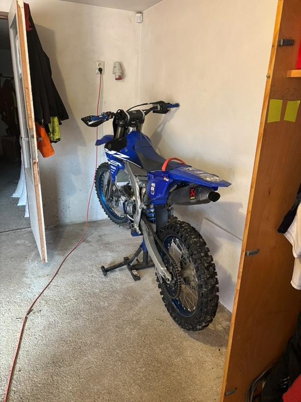 Yamaha yzf250