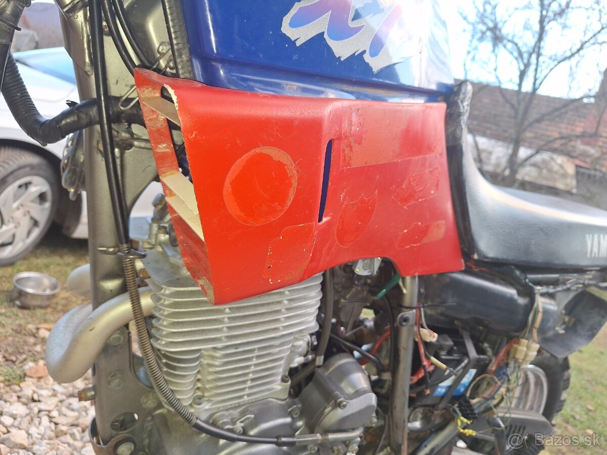 Plasty nádrže Yamaha XT 600