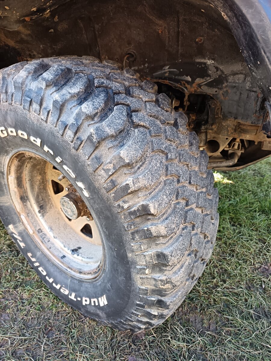 Off road pneu 33x12.5 r15