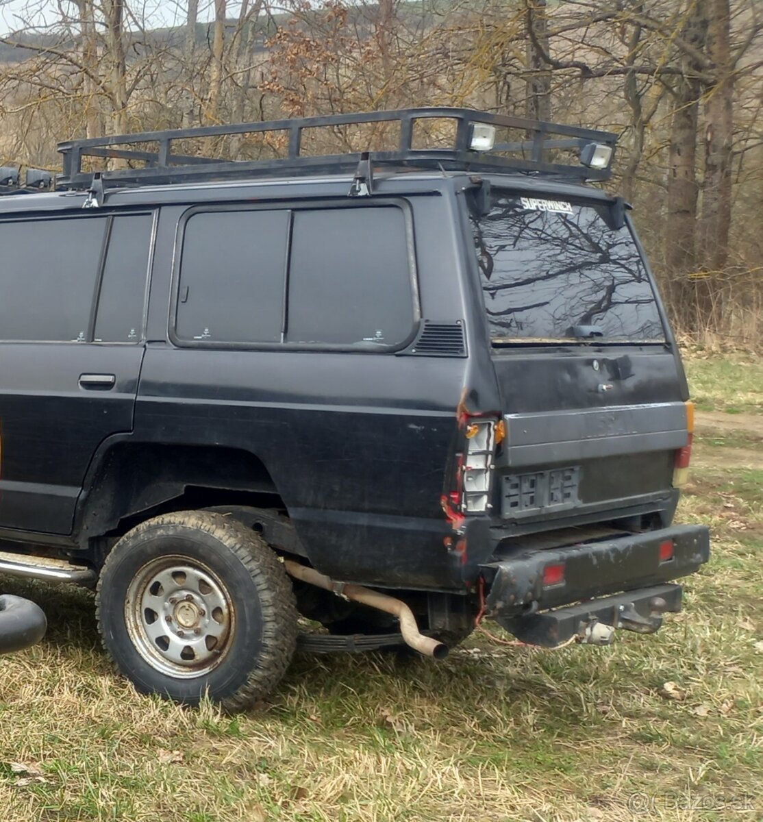 Predám, rozpredám NISSAN PATROL W 160, 3,3 TD, 6valec. Japon