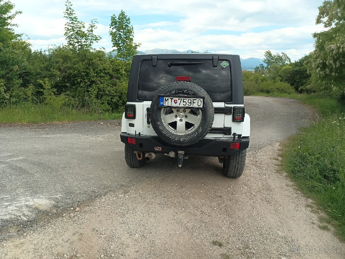 Jeep Wrangler Sahara JK 3,8 benzín V6 LPG