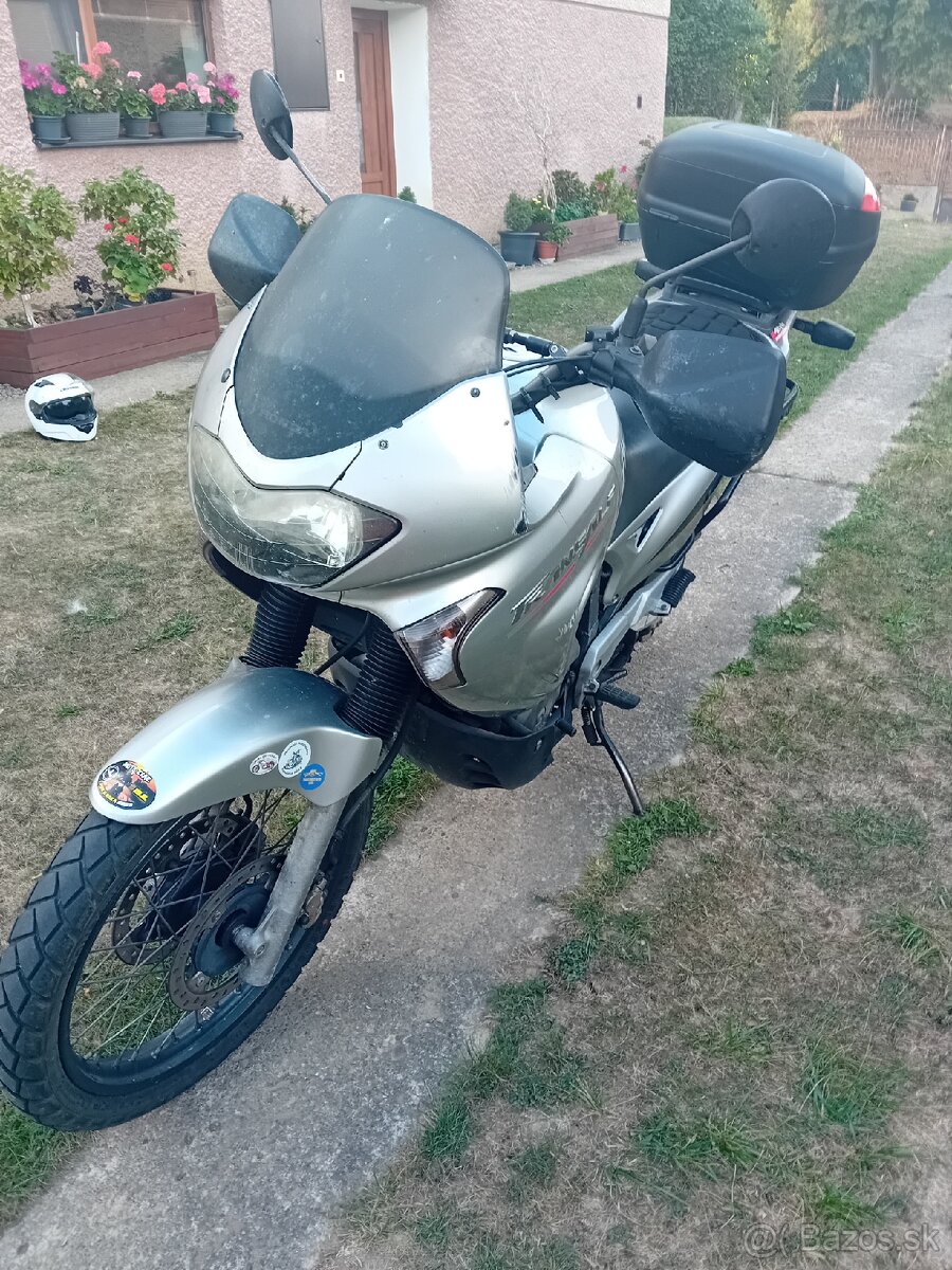 Honda transalp 650