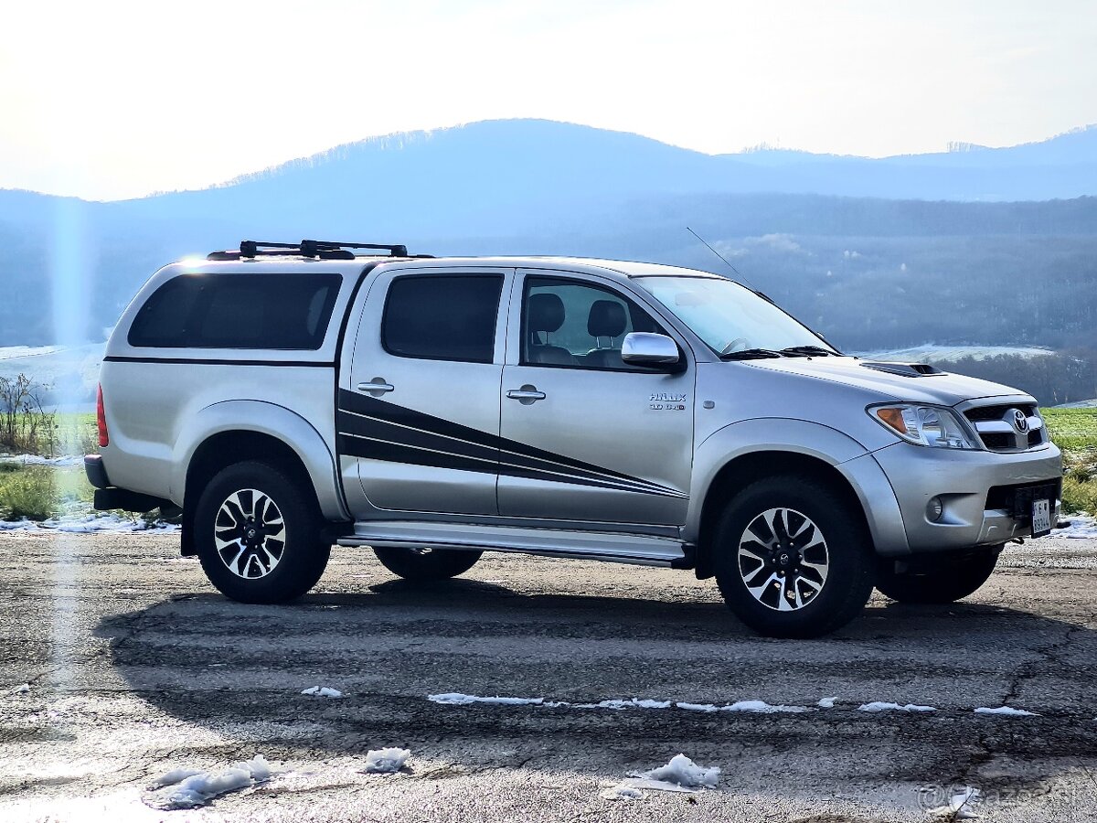 REZERVOVANÁ Toyota Hilux 3.0 D-4D