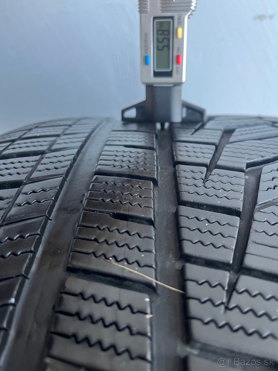 285/45 R21 Zimne Hankook 4ks Audi