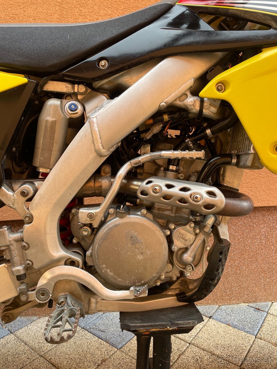 Suzuki rmz 250 2015