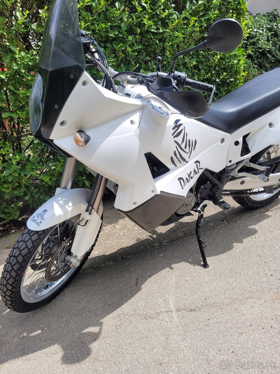 KTM 950 Adventure, doklady