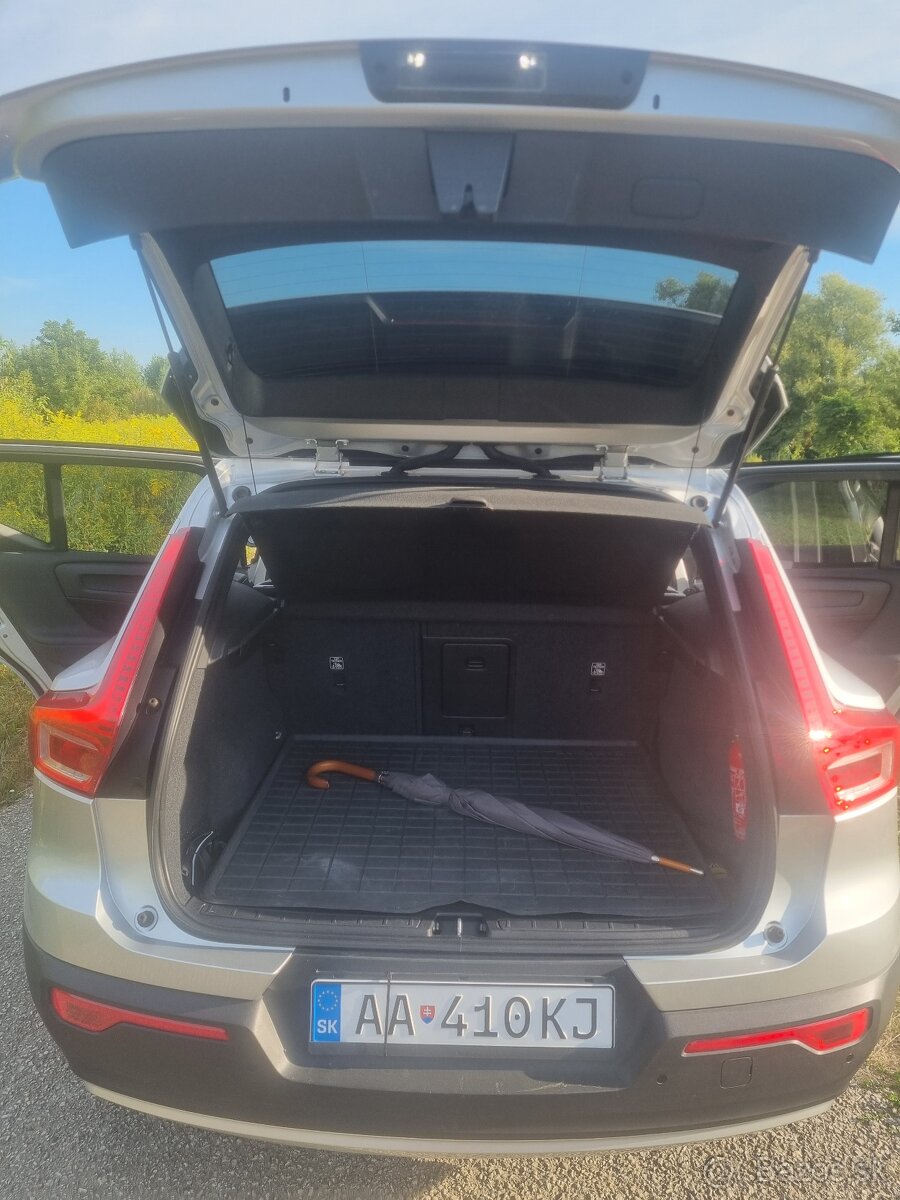 Volvo XC40 D3, 110kW, manual, 122 000km