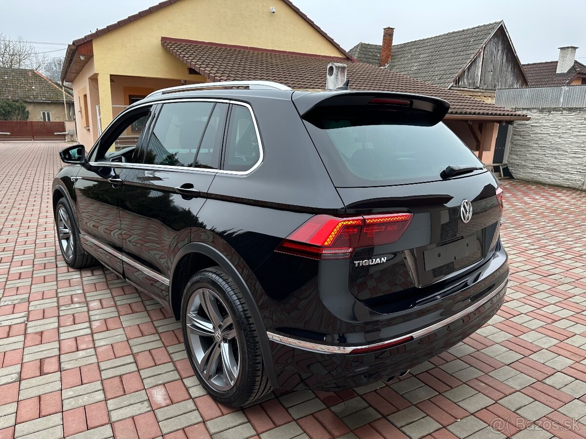 VW Tiguan 2.0 TDI 140kw DSG 4Motion Virtual Cockpit R-Line