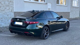 Alfa Romeo Giulia 2.0 GME Veloce AWD AT - 5