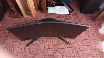 27" Samsung Odyssey G5 LC27 - 5