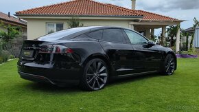 Tesla model S 85D 4x4 - 5