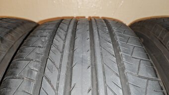 YOKOHAMA  225/55 R18 98H - 5