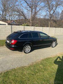 Škoda superb combi dsg 4x4 - 5