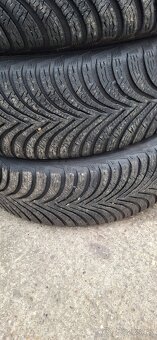 Zimne pneu 195/65R16 mischelin - 5