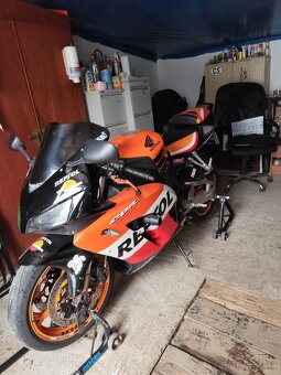 HONDA CBR1000rr REPSOL - 5