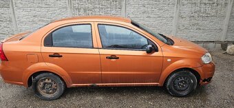 Predám chevrolet aveo - 5