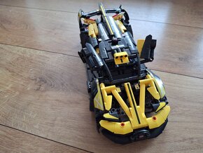 Lego technic č.42151 bugatti - 5