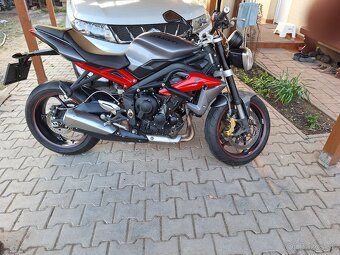 Triumph street triple 675R - 5