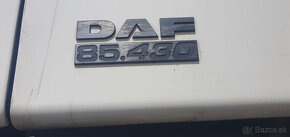 SKLÁPĚČ DAF CF 85.430, 8X4, rok 2003, manuál, EURO 3 - 5