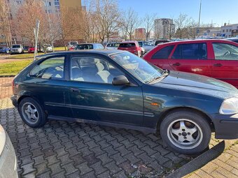 Honda Civic 1.4i - 5