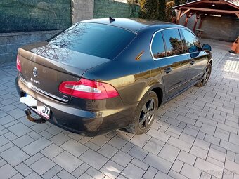 Škoda Superb 2011 2.0tdi DSG Elegance - 5