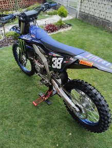 YAMAHA YZF 450 - 5