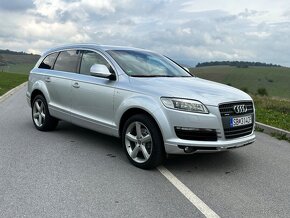 Audi Q7 S-Line 3.0 TDI 7 miestne - 5