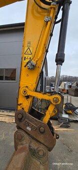 Pásový bagr JCB 220X L, rok výroby 2019, 5899 motohodin - 5