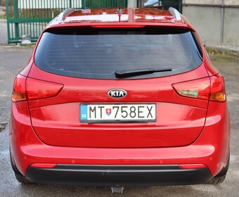 Kia Cee´d 1.6 GDI EX/Gold - 5