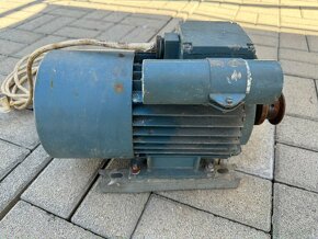 Motor MEZ Mohelnice 3APJC90L-4 - 5