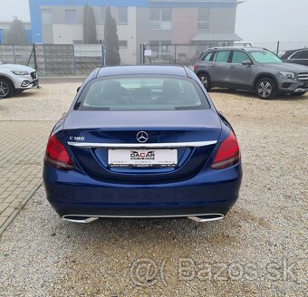 MERCEDES-BENZ C TRIEDA SEDAN 180 A/T - 5