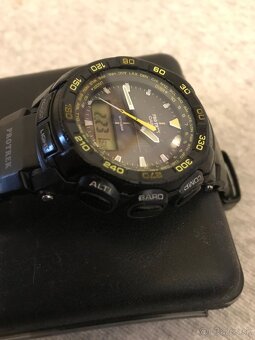 Predám hodinky Casio ProTrek PRG 550 - 5