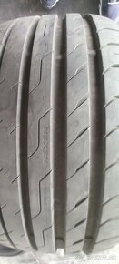 225/35 R19 - 5