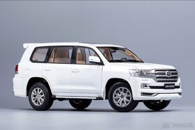 TOYOTA LAND CRUISER 2020 – 1:18 NZG - 5