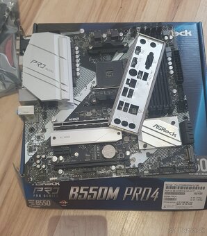 ASROCK B550M Pro4 - 5