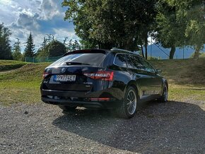 Škoda Superb Combi 2.0 TDI 140kW 4x4 Style DSG - 5