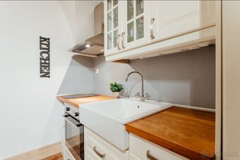 Na predaj romantický 2i apartmán v centre Banskej Štiavnice - 5