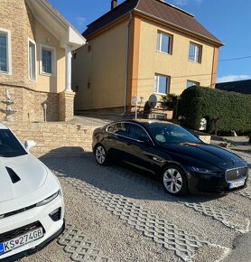 Jaguar XE 2.0D I4 R-Dyn S AWD AT,4x4 - 5